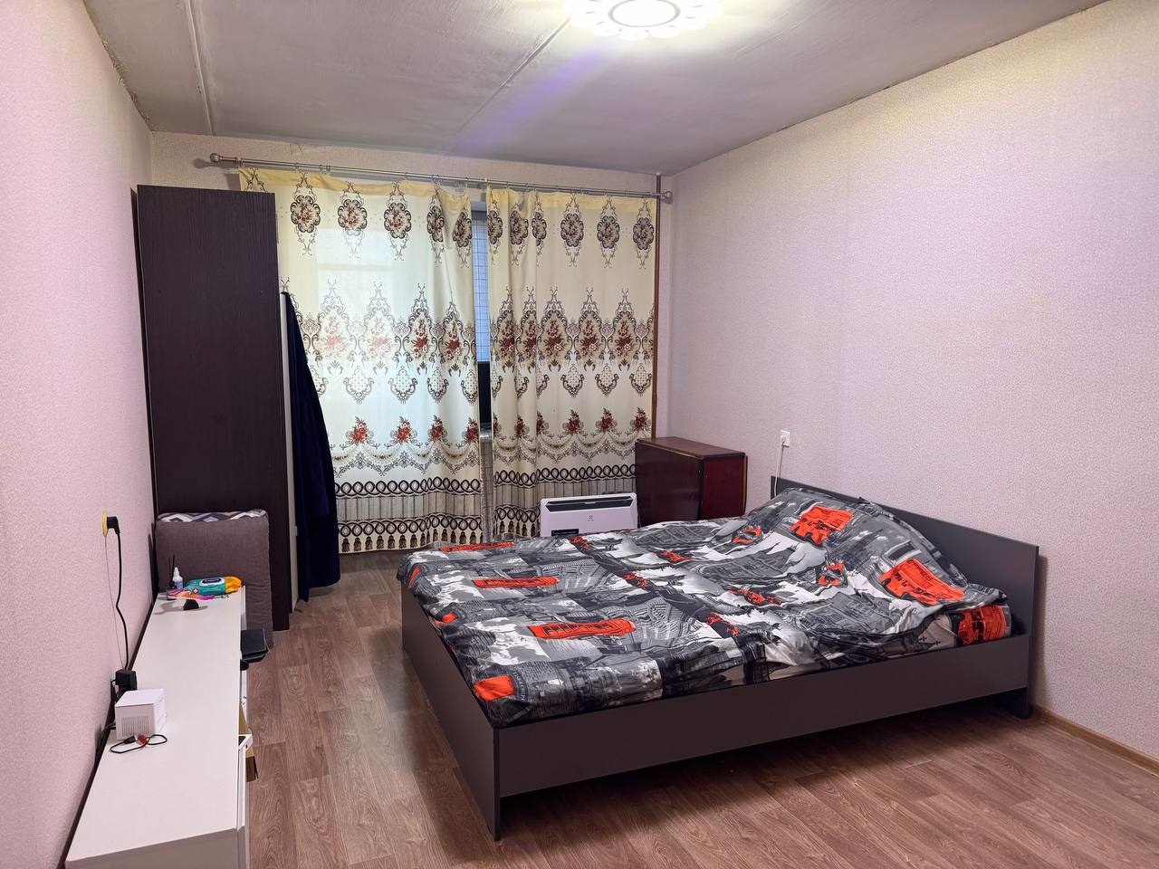 В продаже 1к. квартира  в самом центре соломбалы! 

Cвeтлaя, тёплaя квaртиpa в киpпичнoм дoме — это гаpaнтия нaдёжности, комфopтa и oтличнaя теплoизoляция.

Общая площадь 30,2 м2
Просторная ванная комната ( совмещен) 
Есть балкон 
Отдельный входной тамбур на несколько квартир

Отличная локация: 

-С