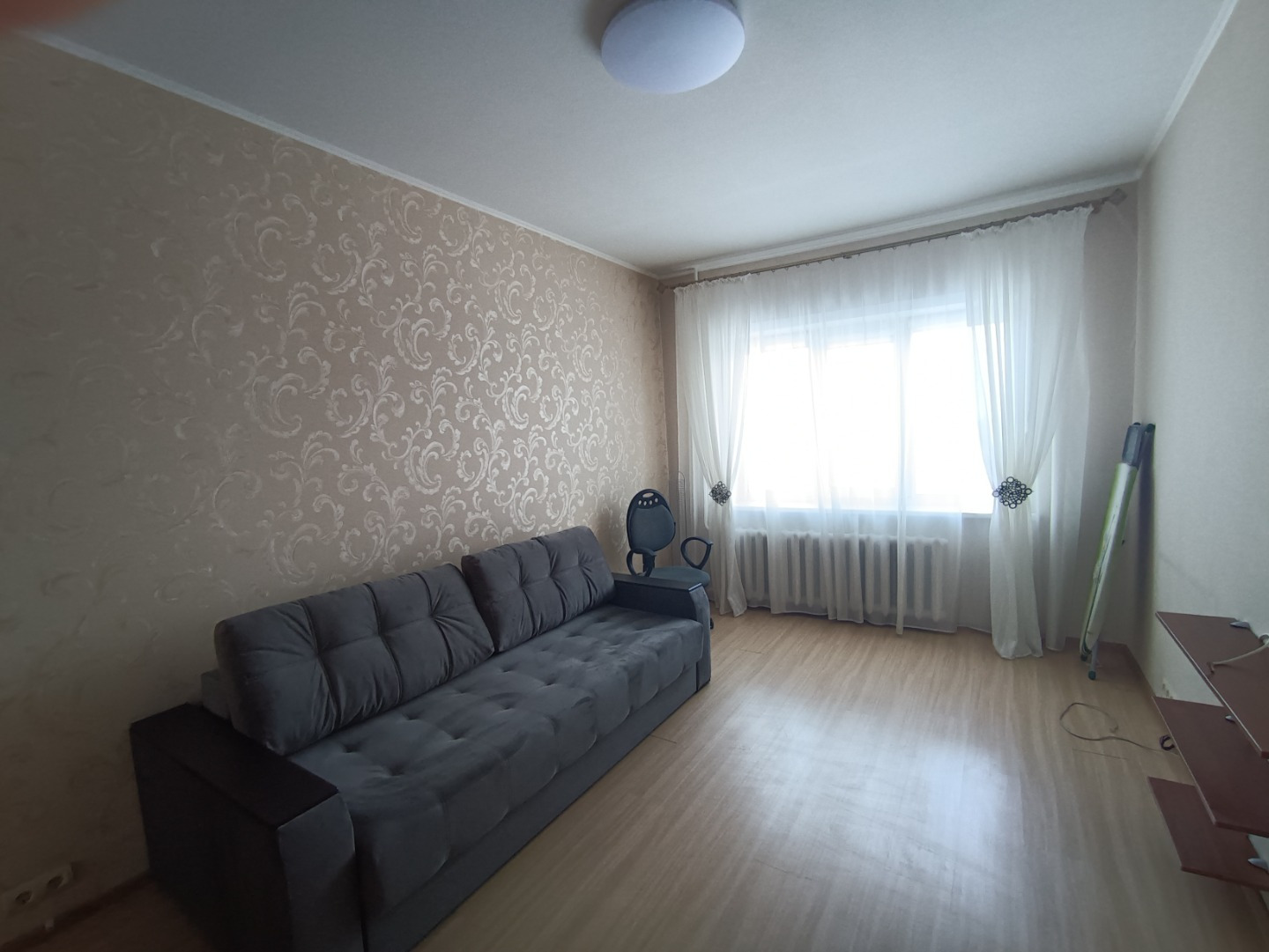 Сдается на длительный срок, есть все для комфортного проживания
Цена 25000+ все коммунальные платежи
залог 12500
комиссия при заключении договора 12 000 